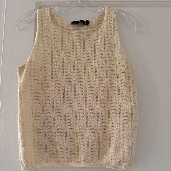 Theory Crochet Top Minimalist Quiet Luxury Coastal Cottagecore - Picture 4 of 12